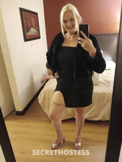 38 year old Escort in Springfield IL Can you handle the Throat of the Goat