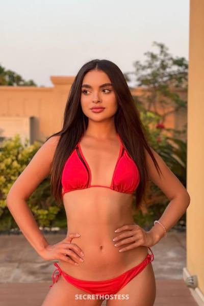 19 Year Old Russian Escort Dubai Brunette - Image 1