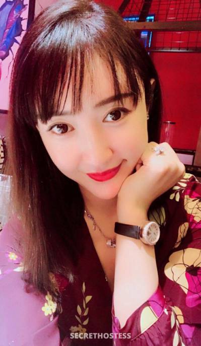 Vivian, escort in Kuching