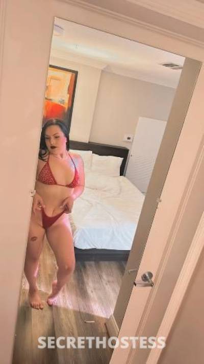 sexy latina new in town in Pensacola FL