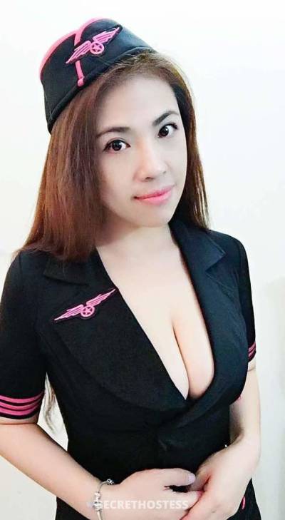 23 Year Old Asian Escort Riyadh Brown eyes - Image 4