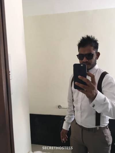 Ryan Vip Girls, Male escort in Colombo
