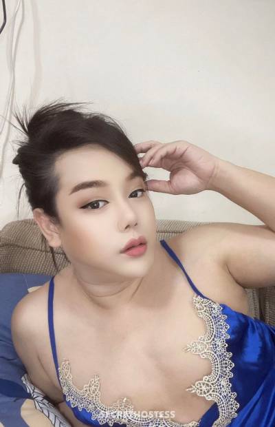 28 Year Old Asian Escort Muscat - Image 9