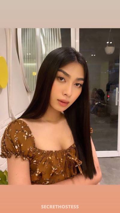 Yuki Ika, Transsexual escort in Manila