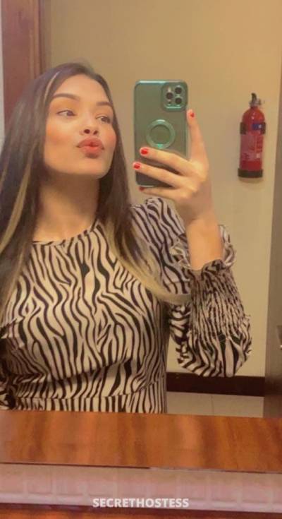 Yasmeen Sara, escort in Dubai