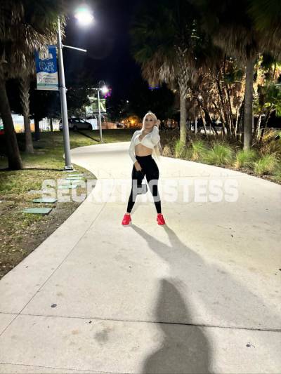 25Yrs Old Escort Tampa & Orlando FL Image - 4