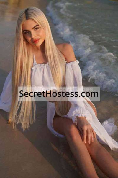 18 Year Old Ukrainian Escort Dubai Blonde Hazel eyes - Image 3
