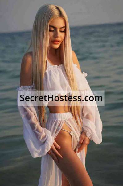 18 Year Old Ukrainian Escort Dubai Blonde Hazel eyes - Image 4