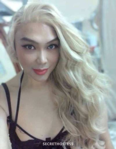 27 Year Old Asian Escort Riyadh Blonde - Image 3
