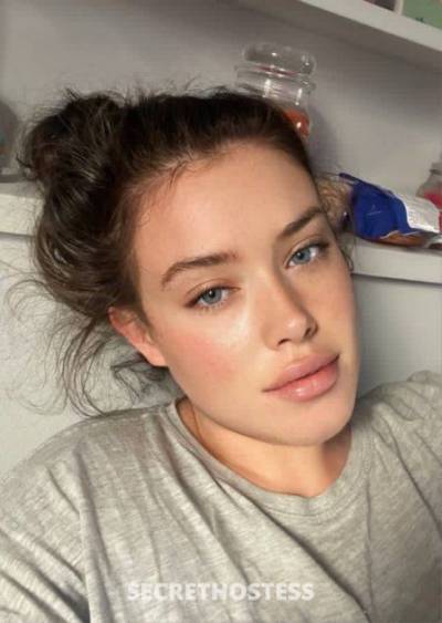 23 year old Escort in West Palm Beach FL ??Sweet Sexy Girl? FaceTime Sex Fun ? Girl