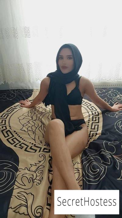 Asia 19Yrs Old Escort 167CM Tall Istanbul Image - 3