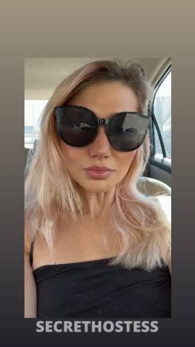 25 year old Escort in Alexandria LA blonde snow bunny