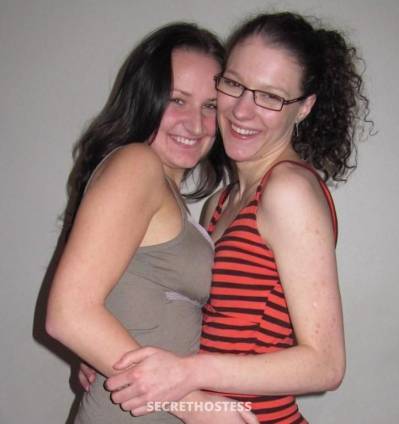 2 Hot Babes - BUCKET LIST THREESOME - Aussie Girls -  in Mildura