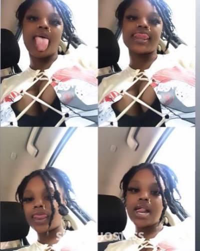19 year old Escort in Eastern NC mieekya