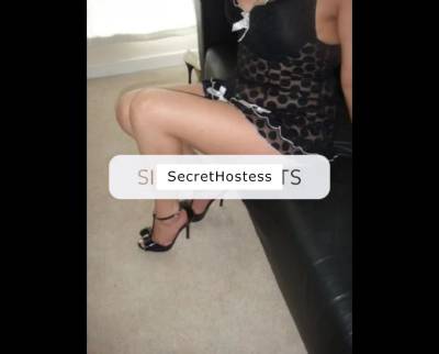 Gorgeous Indian Lady from Leeds. She's breathtaking, smart,  in Leeds