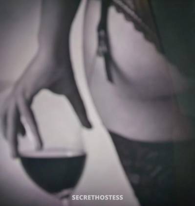 25 year old Escort in Coffs Harbour Mermaids on Hurley - Brittney– 25 – 25