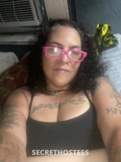 Hot blooded Mature Hispanic BBW in Tampa FL