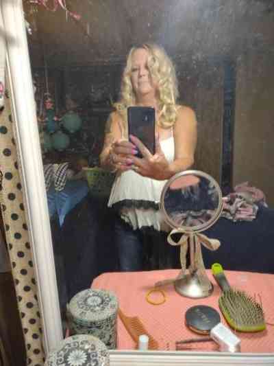 53Yrs Old Escort Size 14 Oakland CA Image - 2