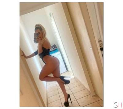 Selena Petit girl available for outcall 🔞✅️♀️,  in Bristol