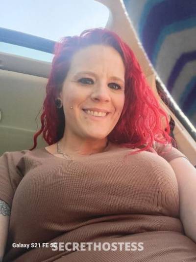 Tee 40Yrs Old Escort Eastern NC Image - 1