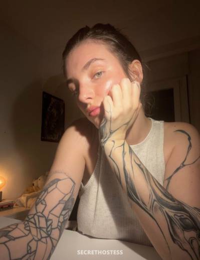 26 year old Escort in Altoona PA ??Fetish Friendly??Smooth Boobs Rubbing??Excellent Attitude