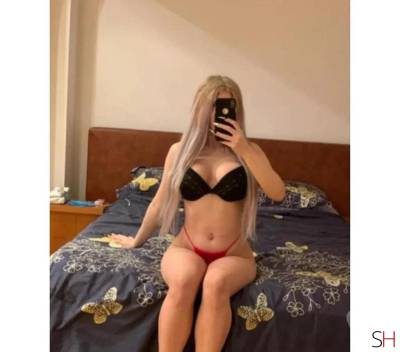 Julia🔥petite 🔥bombshell🥰!!party🥳❤️,  in East Sussex