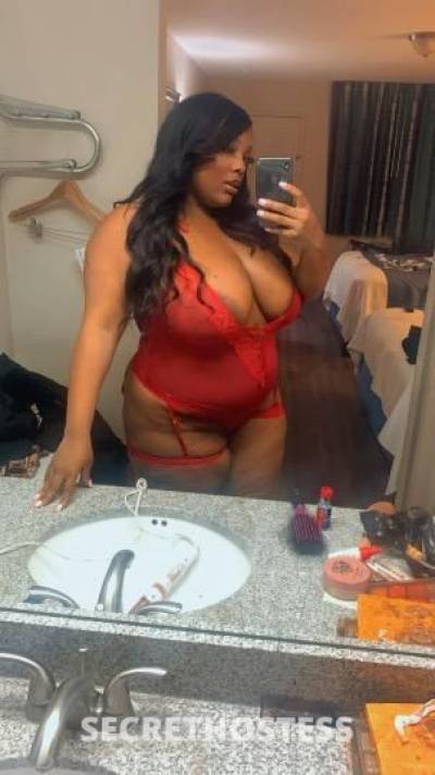 26 year old Escort in Denver CO 38DDD ? slutty bombshell