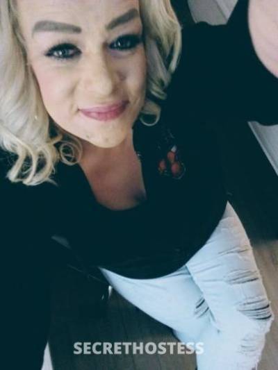 31 year old Escort in Denver CO Come see an expert and be more than SATISFIED