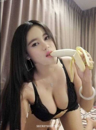 22 Year Old Asian Escort Chicago IL - Image 1