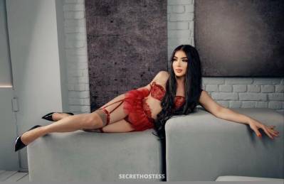 22 Year Old Romanian Escort Muscat Brunette - Image 1