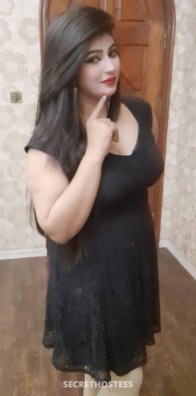 Roshini Busty Milf, escort in Ras al-Khaimah