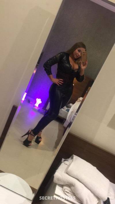 28 Year Old Ukrainian Escort Riyadh Blonde Blue eyes - Image 3