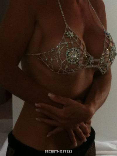 45 Year Old Italian Escort Rome Blonde Green eyes - Image 1