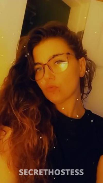 28 year old Escort in Lowell MA No deposits needed