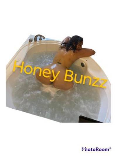 Honey bunzz is Here in Stockton CA