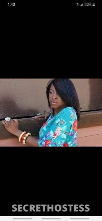 30 year old Escort in Wichita KS ?Kamil is here to satify