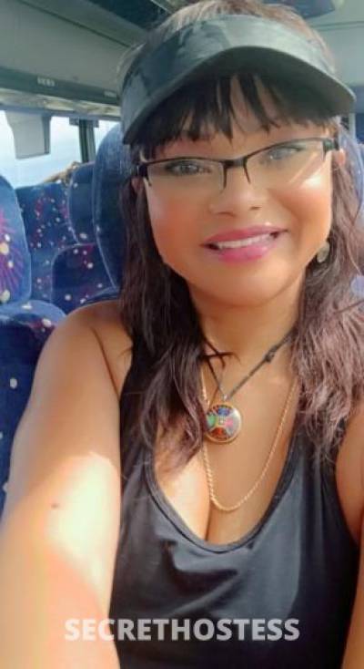 36 year old Escort in Racine WI Massage Companion 250