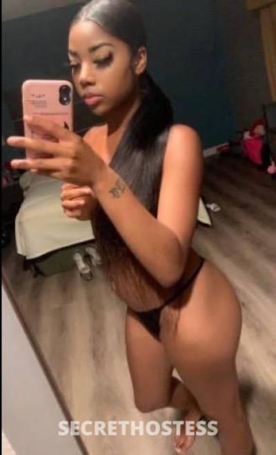 Pink 21Yrs Old Escort Chicago IL Image - 2