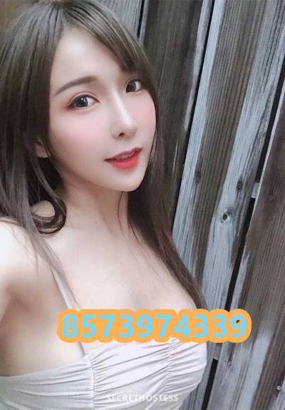 22 Year Old Asian Escort Philadelphia PA - Image 1