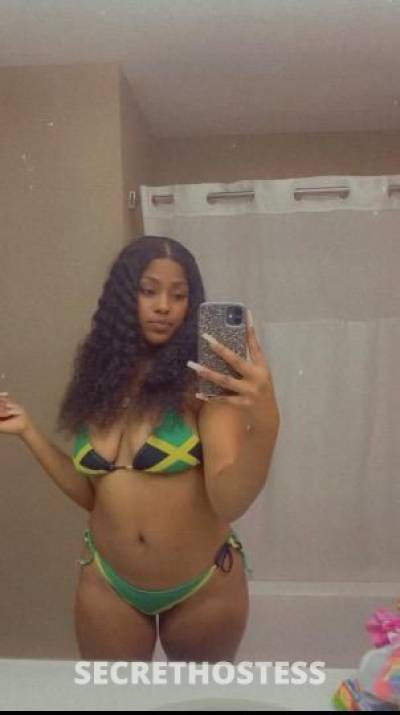22 year old Escort in Racine WI Can you keep a secret