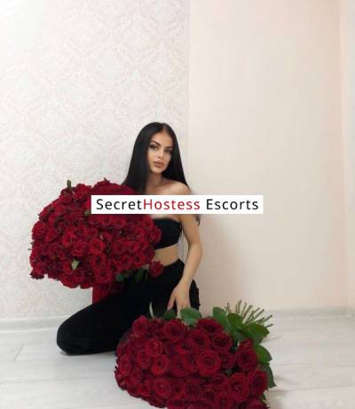 23 Year Old Russian Escort Split - Image 4