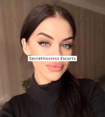 23 Year Old Russian Escort Split - Image 9