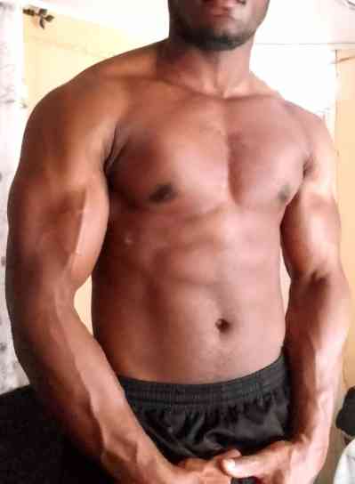 30Yrs Old Escort 190KG 178CM Tall Kingston Image - 1