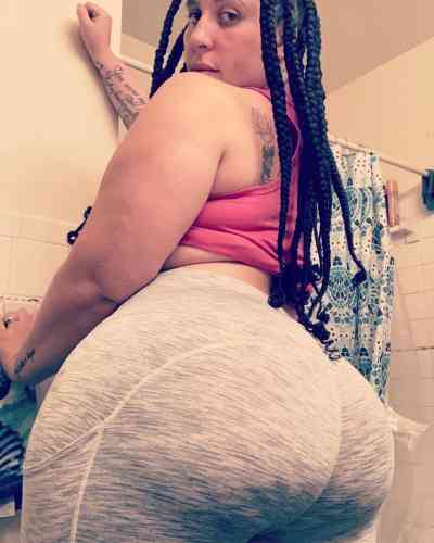 22 year old Escort in Akron OH I’m available for lovely and nice fuck