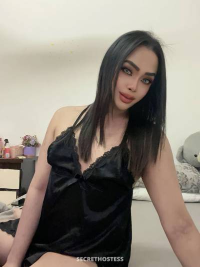 25 year old Asian Escort in Muscat MaryamX VIP Shemale Full-service, Transsexual escort
