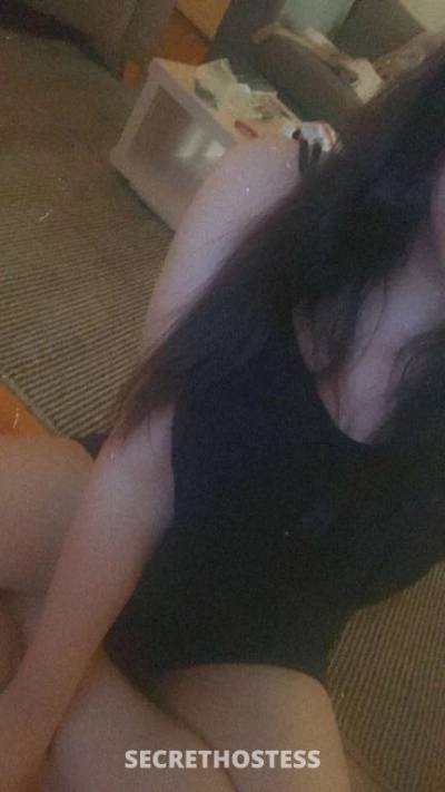 25 year old Asian Escort in Carlton Melbourne Asian Bottom Trans Curve Tight Ass Here | Party | Submissive