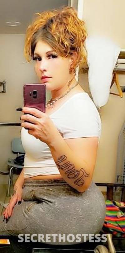 31 year old Escort in Bakersfield CA .....pretty face.. little waist...big booty..NO DEPOSIT