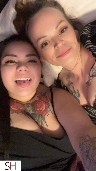 34 year old Caucasian Escort in Winnipeg Playful and sexy duo available