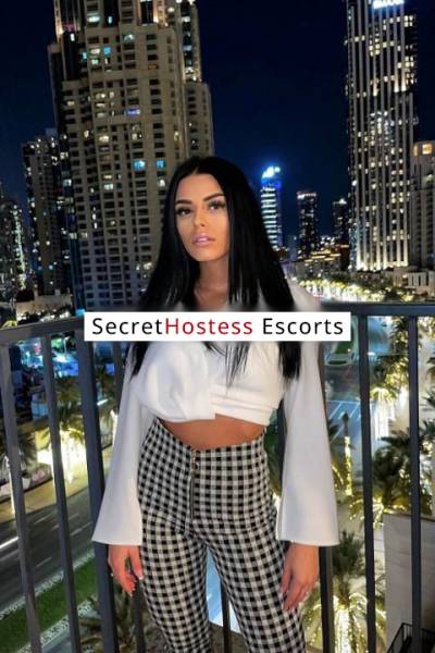 24 Year Old Escort Luxembourg Green eyes - Image 2