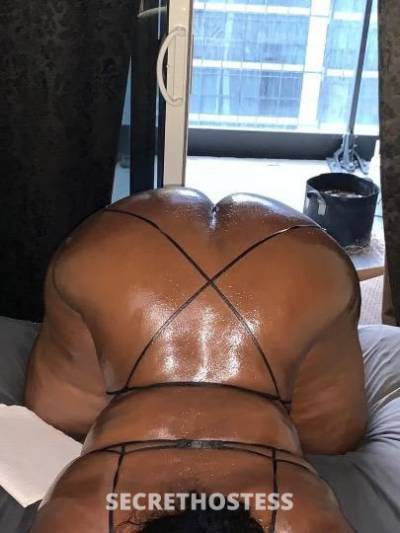 23 year old Escort in Niagara Incalls todayy curvy sexy ebony chick niagara